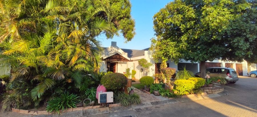 3 Bedroom Property for Sale in Protea Park North West
